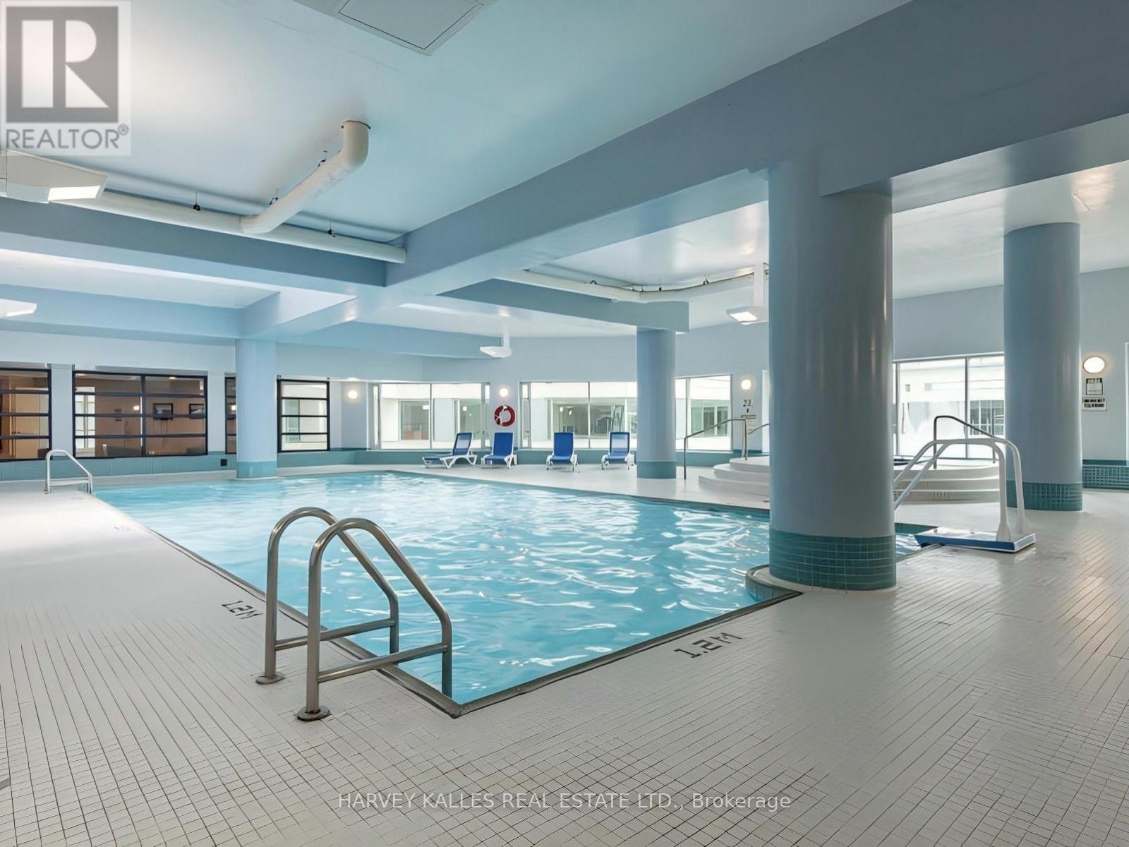 705 - 10 Yonge Street, Toronto, Ontario M5J 1R4 - Photo 33 - C12923324