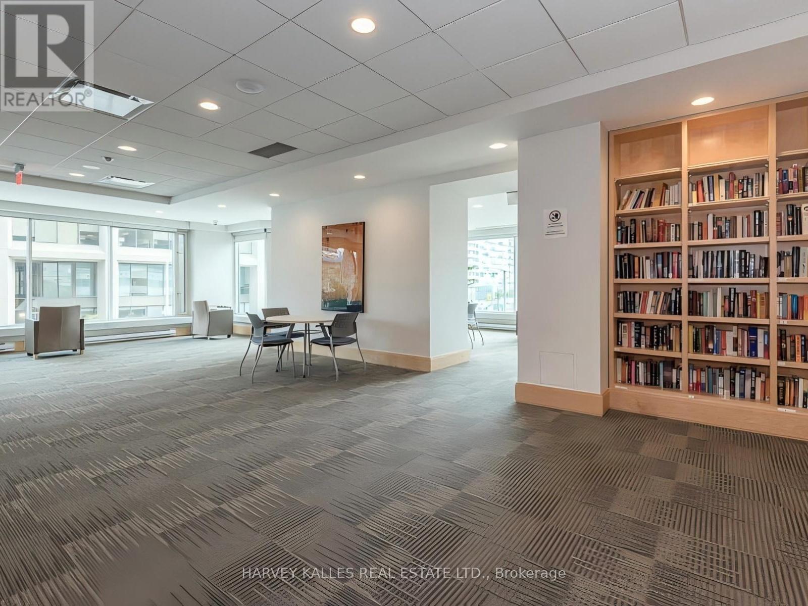 705 - 10 Yonge Street, Toronto, Ontario M5J 1R4 - Photo 40 - C12923324