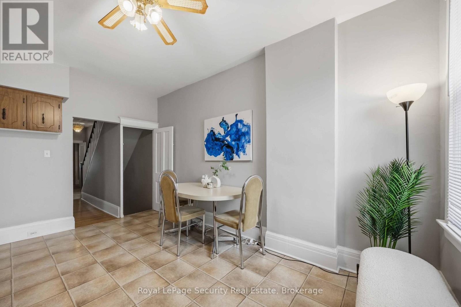 667 Ossington Avenue, Toronto, Ontario  M6G 3T6 - Photo 12 - C12944774