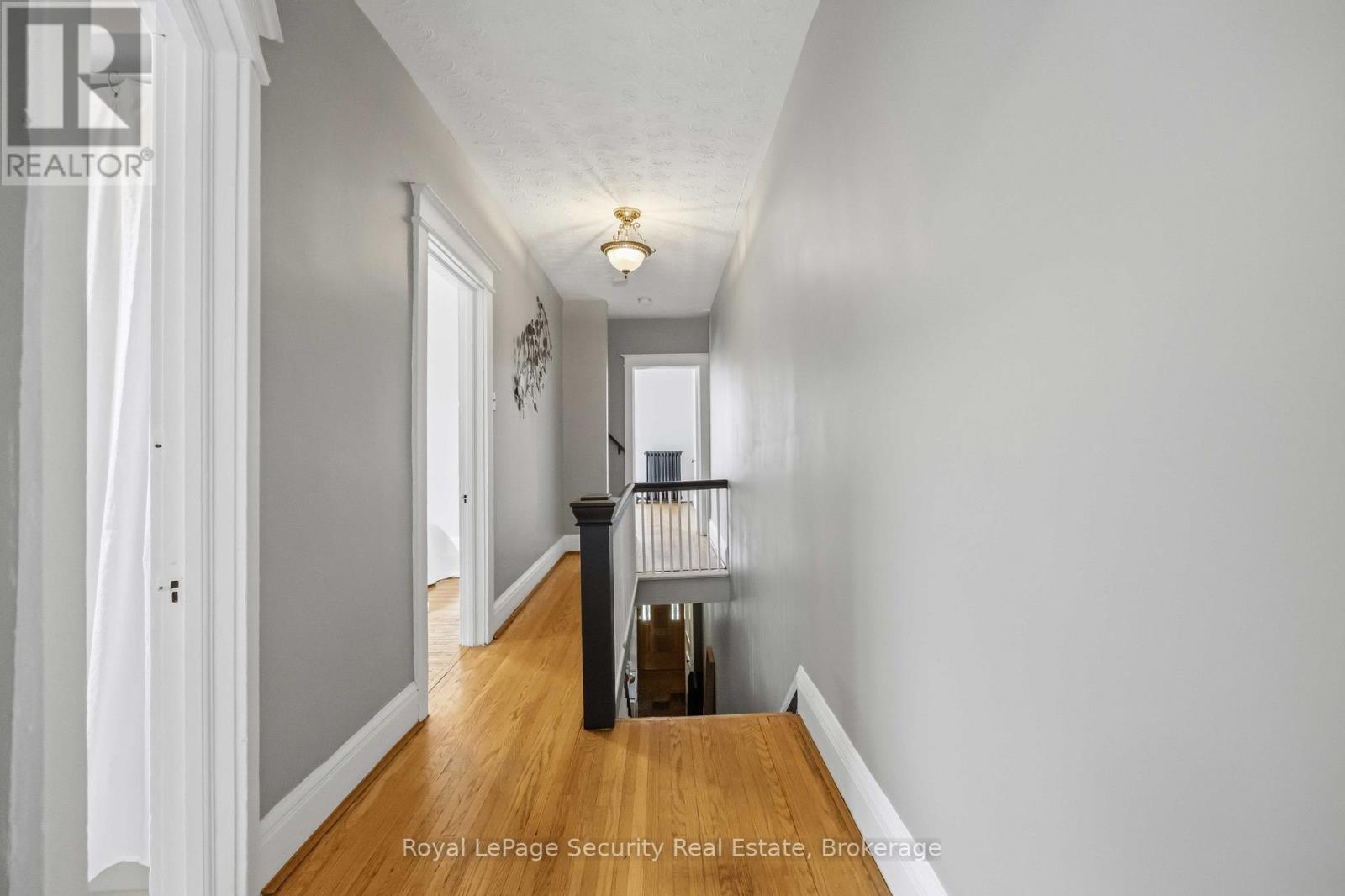 667 Ossington Avenue, Toronto, Ontario  M6G 3T6 - Photo 19 - C12944774