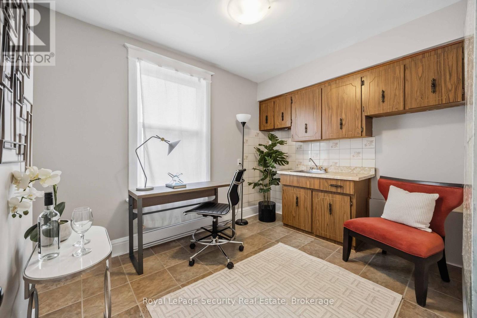 667 Ossington Avenue, Toronto, Ontario  M6G 3T6 - Photo 23 - C12944774