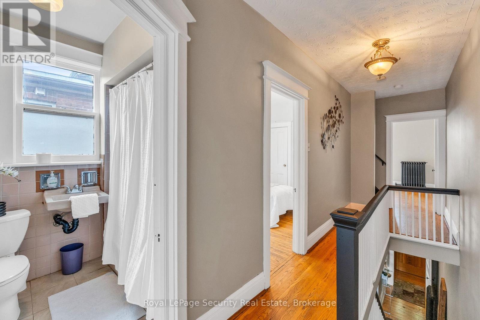 667 Ossington Avenue, Toronto, Ontario  M6G 3T6 - Photo 25 - C12944774