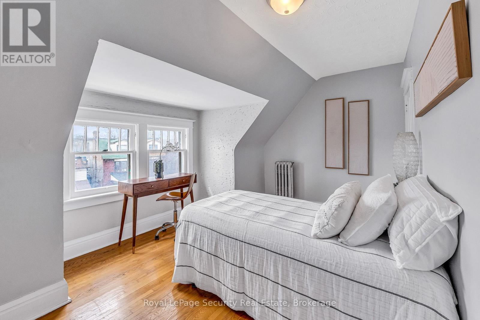 667 Ossington Avenue, Toronto, Ontario  M6G 3T6 - Photo 30 - C12944774