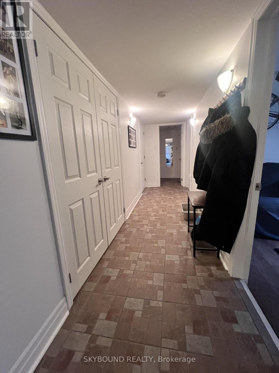 27a Ridout Street, Toronto, Ontario M6R 1Z3 - Photo 14 - W12958046