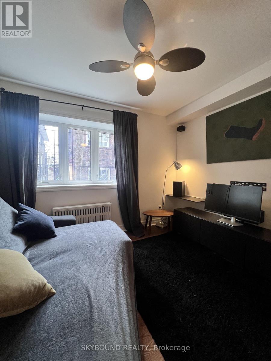 27a Ridout Street, Toronto, Ontario M6R 1Z3 - Photo 9 - W12958046