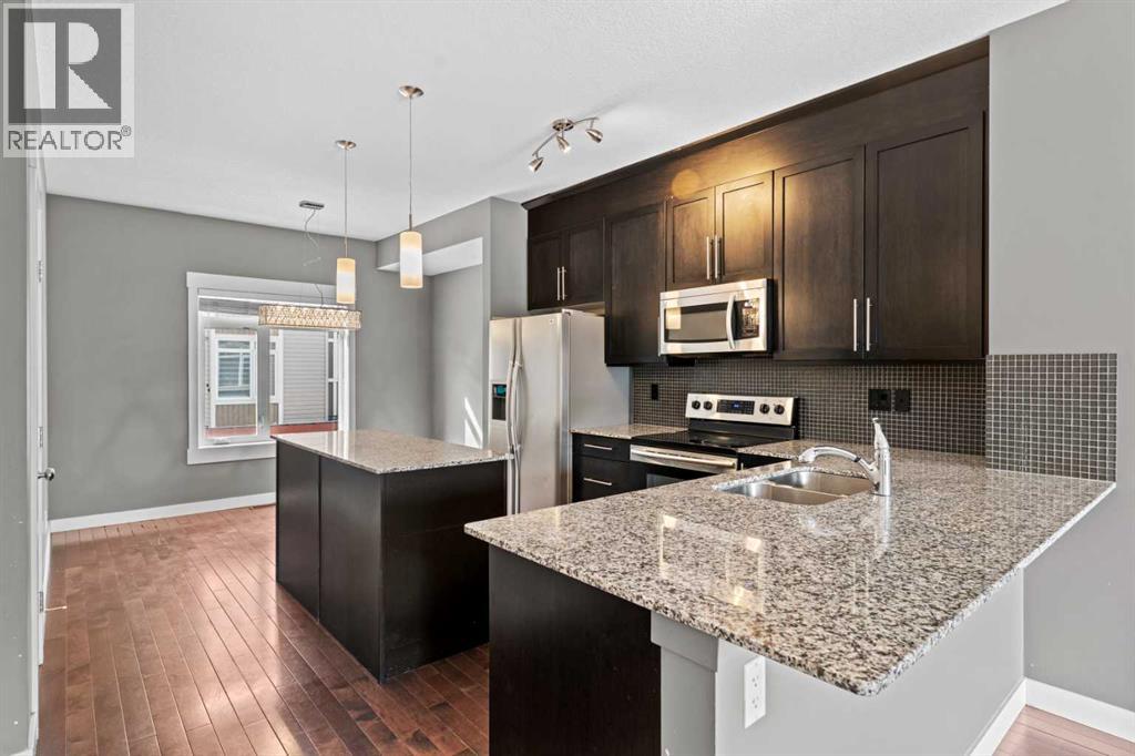 410 Skyview Point Place Ne, Calgary, Alberta  T3N 0L7 - Photo 3 - A2298086