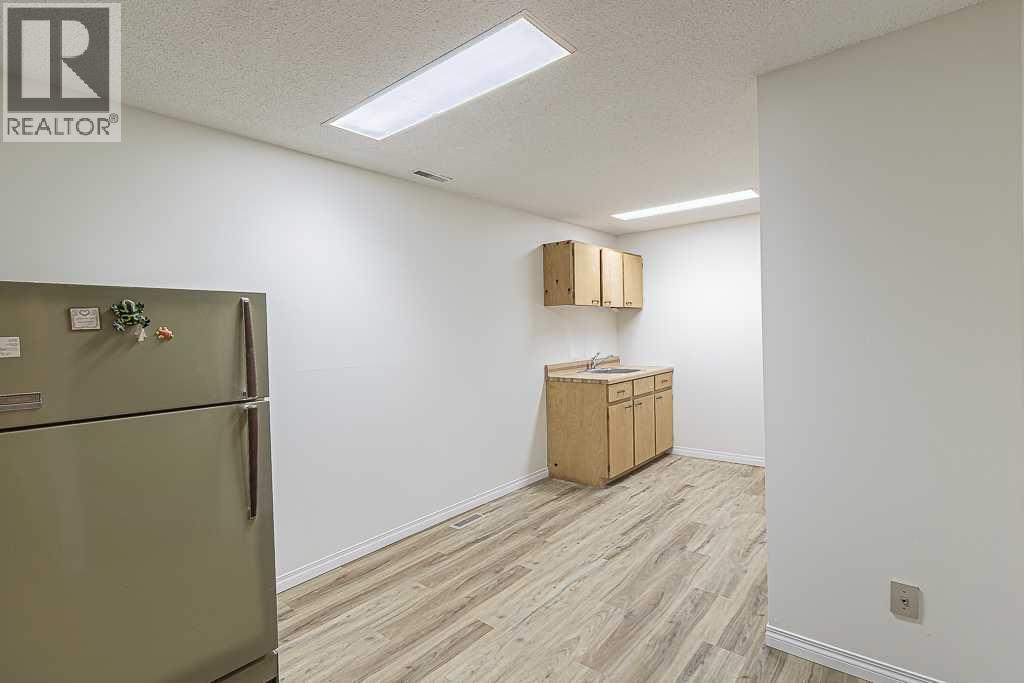 111 Christina Court, Fort Mcmurray, Alberta  T9K 1H3 - Photo 22 - A2266628