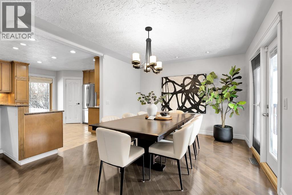 4712 Grove Hill Road SW, Calgary, Alberta  T3E 4G2 - Photo 10 - A2293617