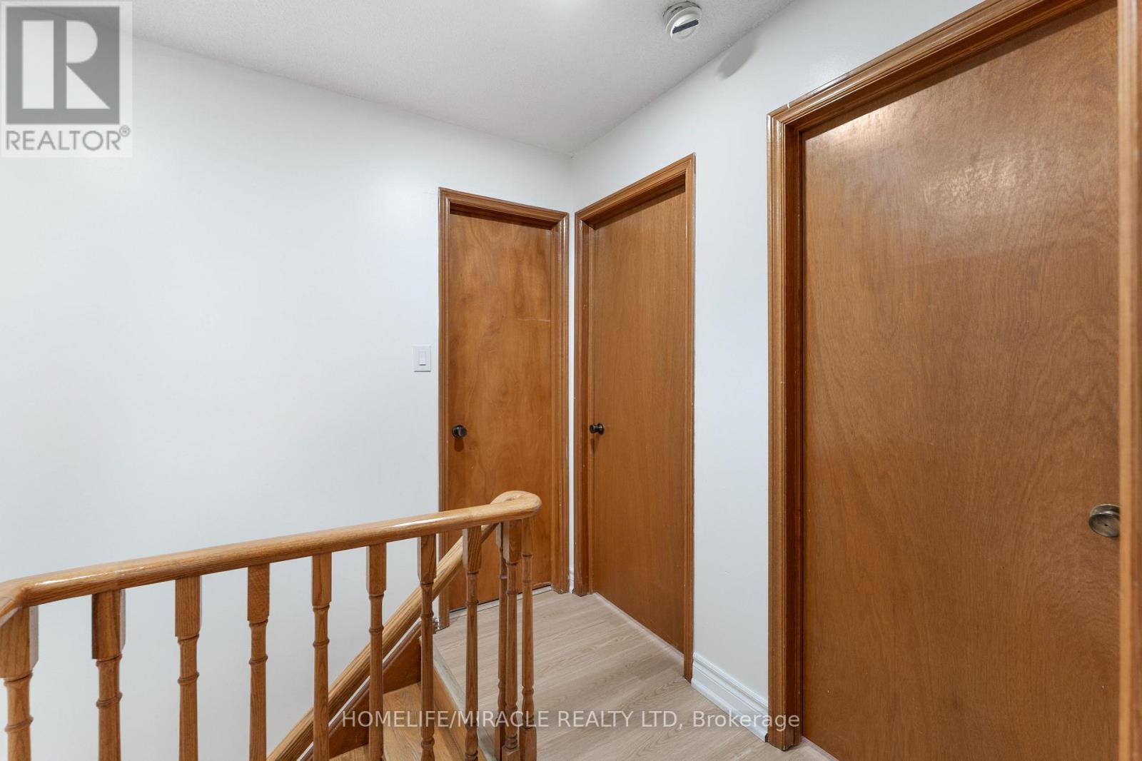 4 Greendowns Drive, Toronto, Ontario  M1M 2G7 - Photo 29 - E12958060