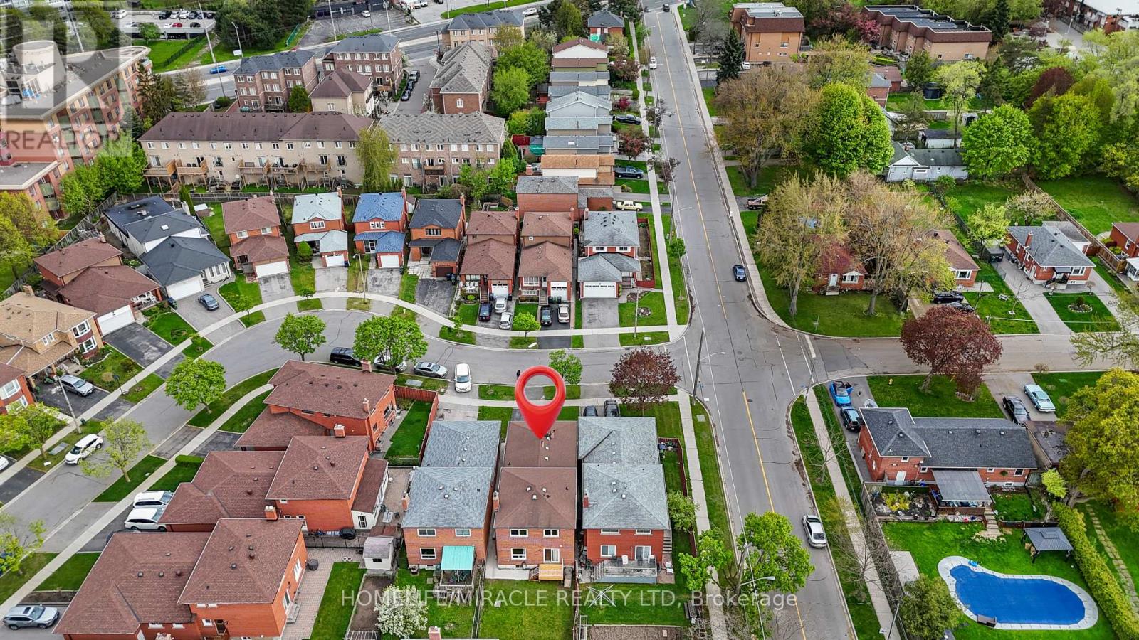 4 Greendowns Drive, Toronto, Ontario  M1M 2G7 - Photo 3 - E12958060