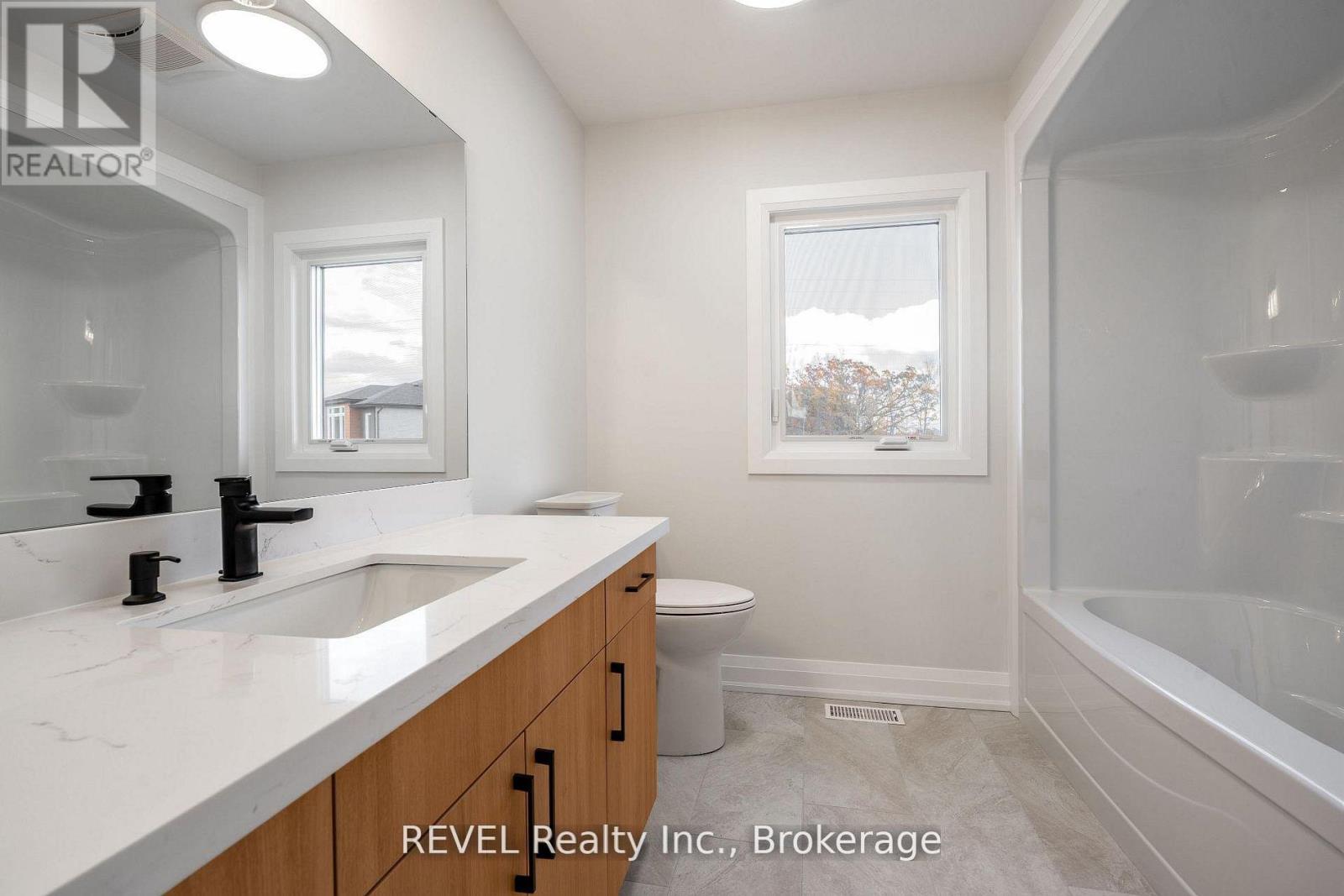 1190 Uppers Lane, Thorold, Ontario  L2V 0H1 - Photo 16 - X12958050