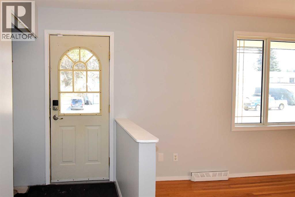 119 Lodgepole Drive, Hinton, Alberta T7V 1E4 - Photo 4 - A2217227