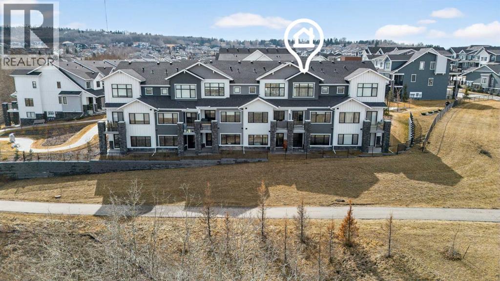 116 Crestridge Common SW, Calgary, Alberta  T3B 6J5 - Photo 3 - A2295398