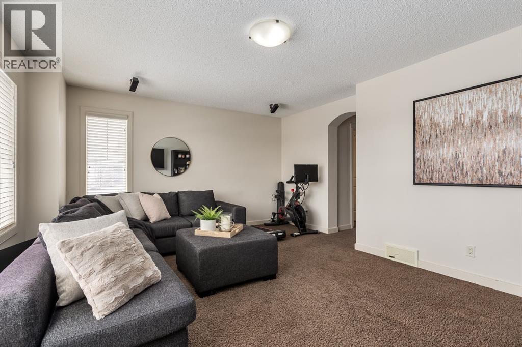 141 Chapalina Heights SE, Calgary, Alberta  T2X 0B1 - Photo 17 - A2296668