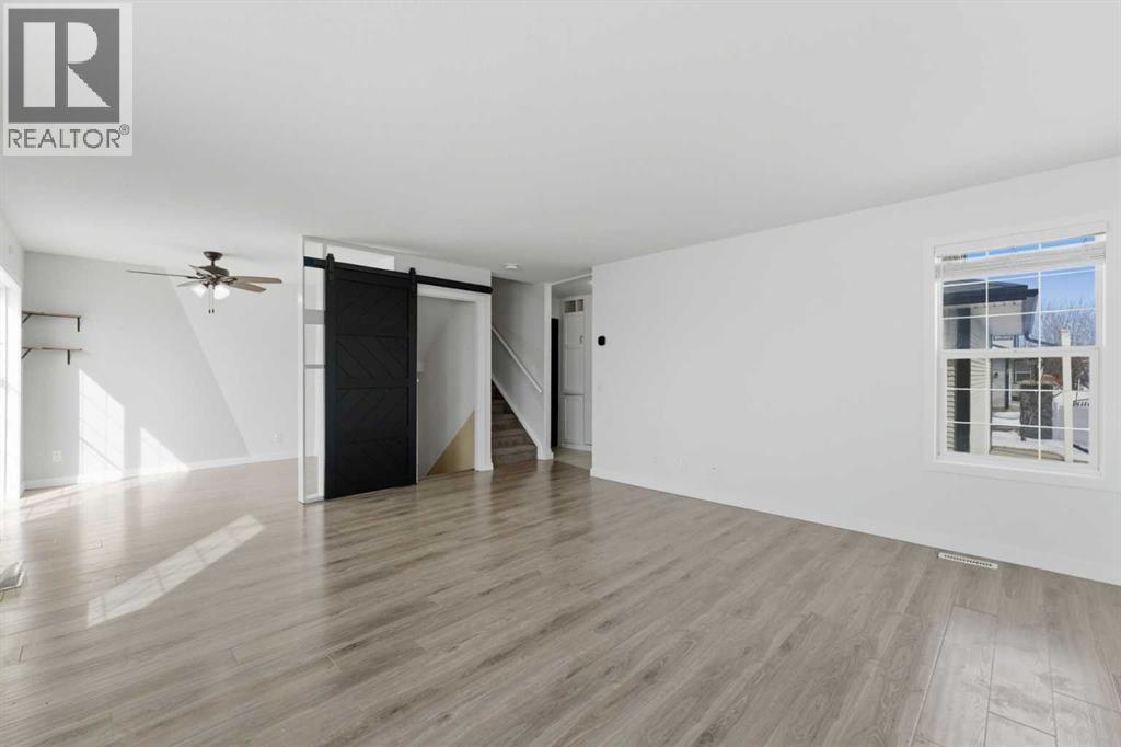 1, 12 Silver Creek Boulevard Nw, Airdrie, Alberta  T4B 2R2 - Photo 10 - A2298943