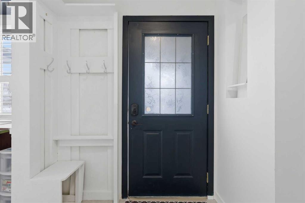 1, 12 Silver Creek Boulevard Nw, Airdrie, Alberta  T4B 2R2 - Photo 4 - A2298943