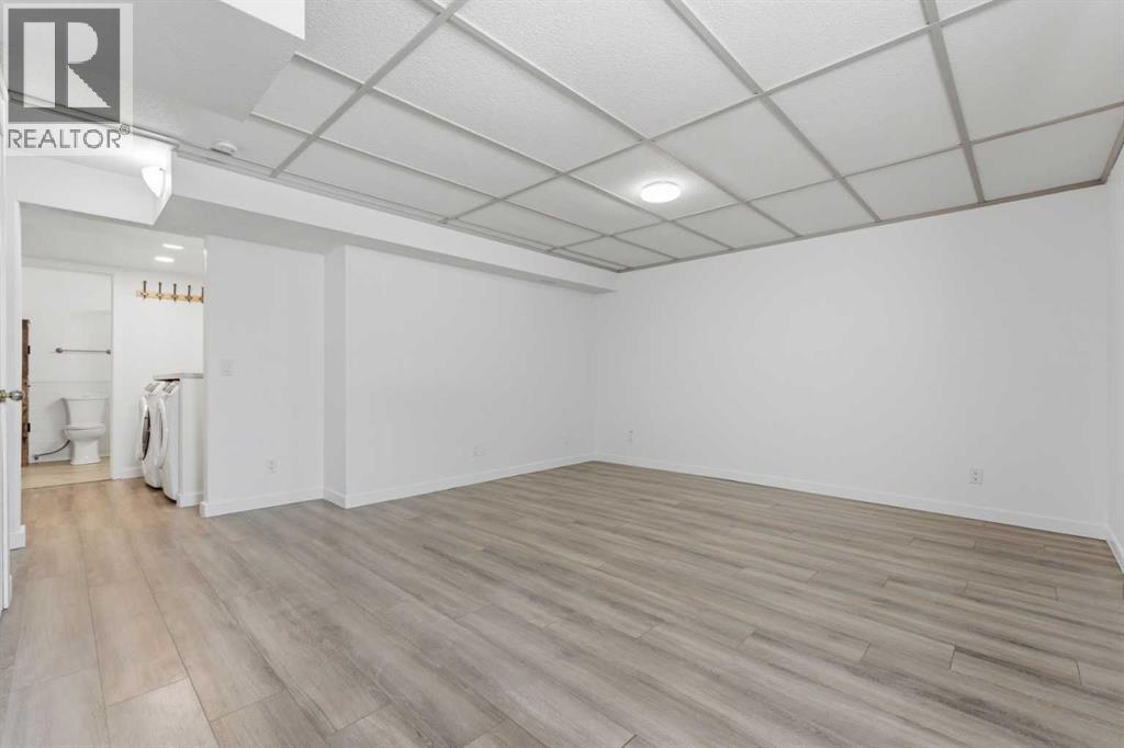 1, 12 Silver Creek Boulevard Nw, Airdrie, Alberta  T4B 2R2 - Photo 31 - A2298943