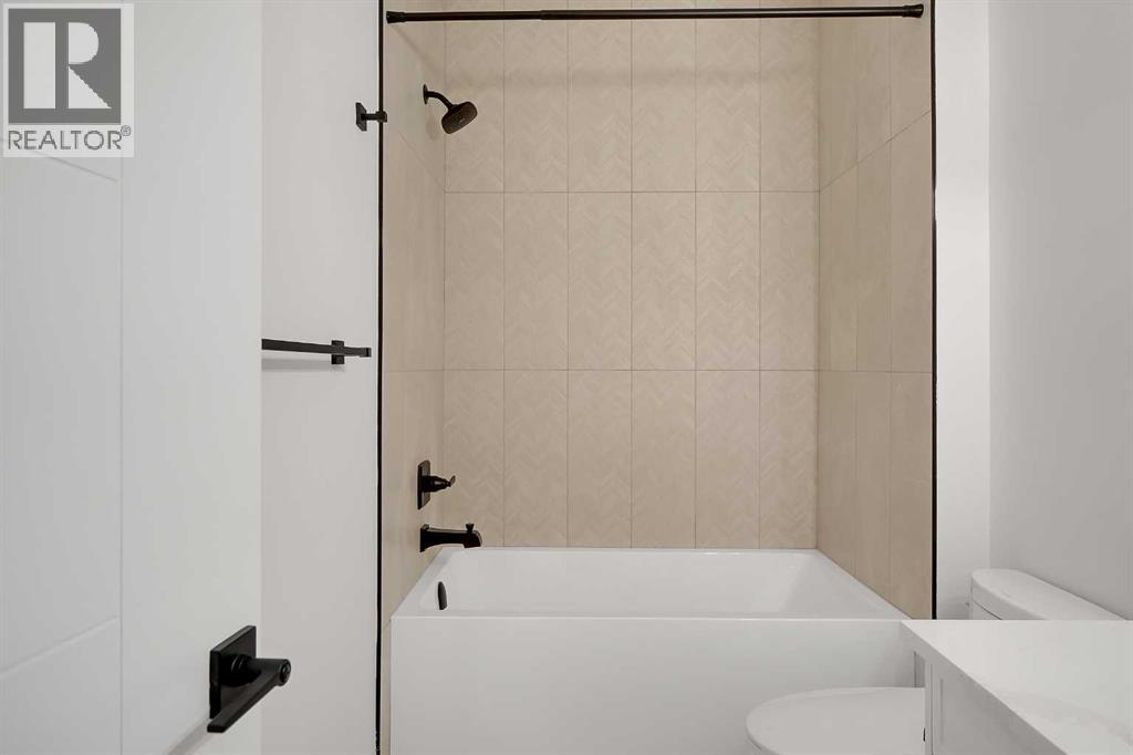 2413 25 Avenue NW, Calgary, Alberta  T2M 2C6 - Photo 44 - A2286319