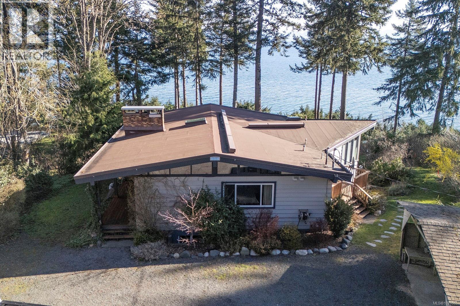 5862 Aldergrove Dr, Courtenay, British Columbia  V9J 1W2 - Photo 9 - 1029685