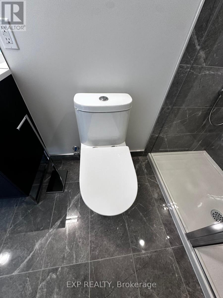 3202 - 65 Broadway Avenue, Toronto, Ontario  M4P 1T9 - Photo 12 - C12958076