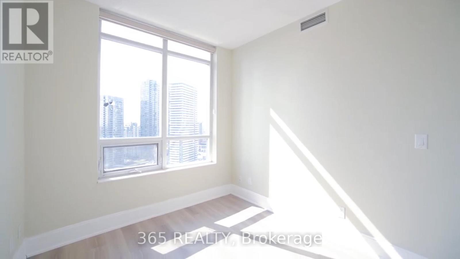 2903 - 330 Burnhamthorpe Avenue W, Mississauga, Ontario  L5B 0E1 - Photo 16 - W12958070