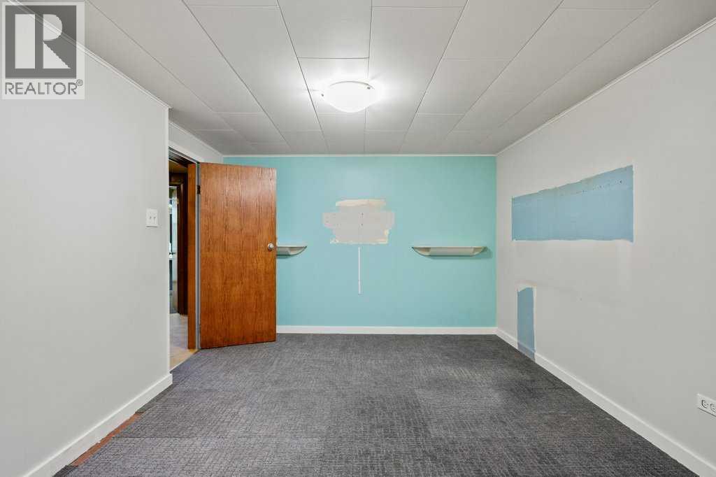 635 36 Street SW, Calgary, Alberta  T3C 1R1 - Photo 28 - A2294379