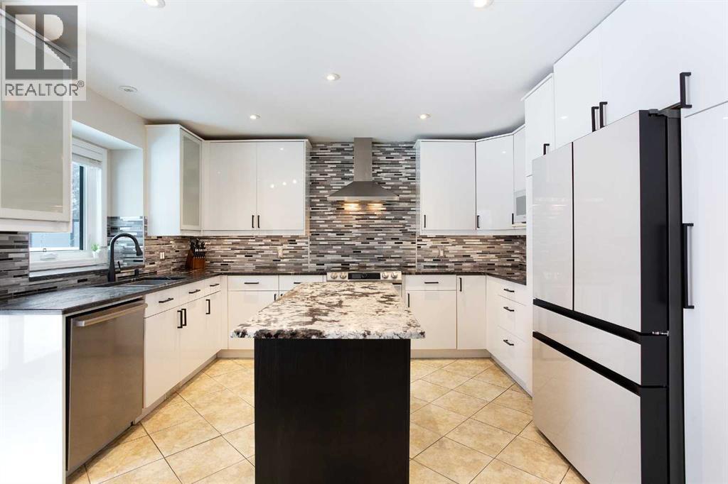 16 Suncanyon Park SE, Calgary, Alberta  T2X 2Z4 - Photo 17 - A2298676