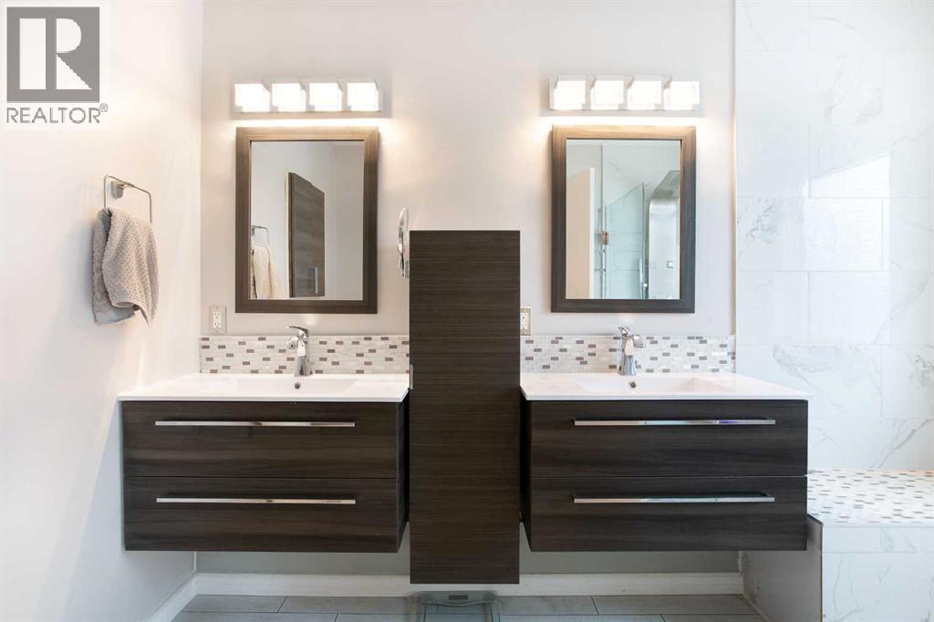 16 Suncanyon Park SE, Calgary, Alberta  T2X 2Z4 - Photo 33 - A2298676