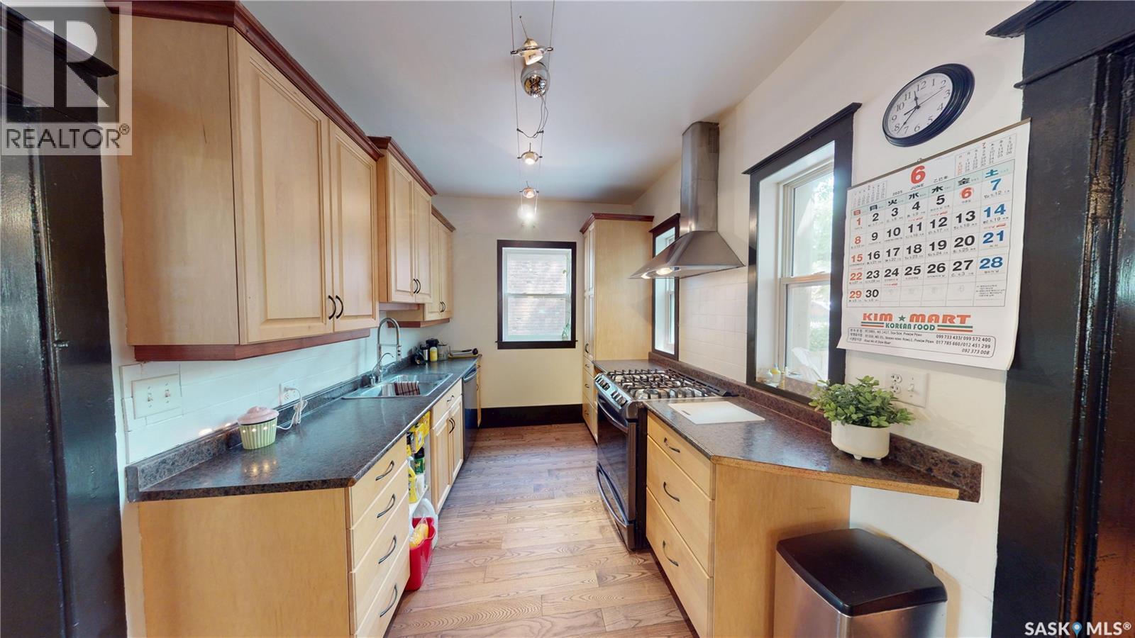 2161 Cameron Street, Regina, Saskatchewan  S4T 2V7 - Photo 10 - SK032052