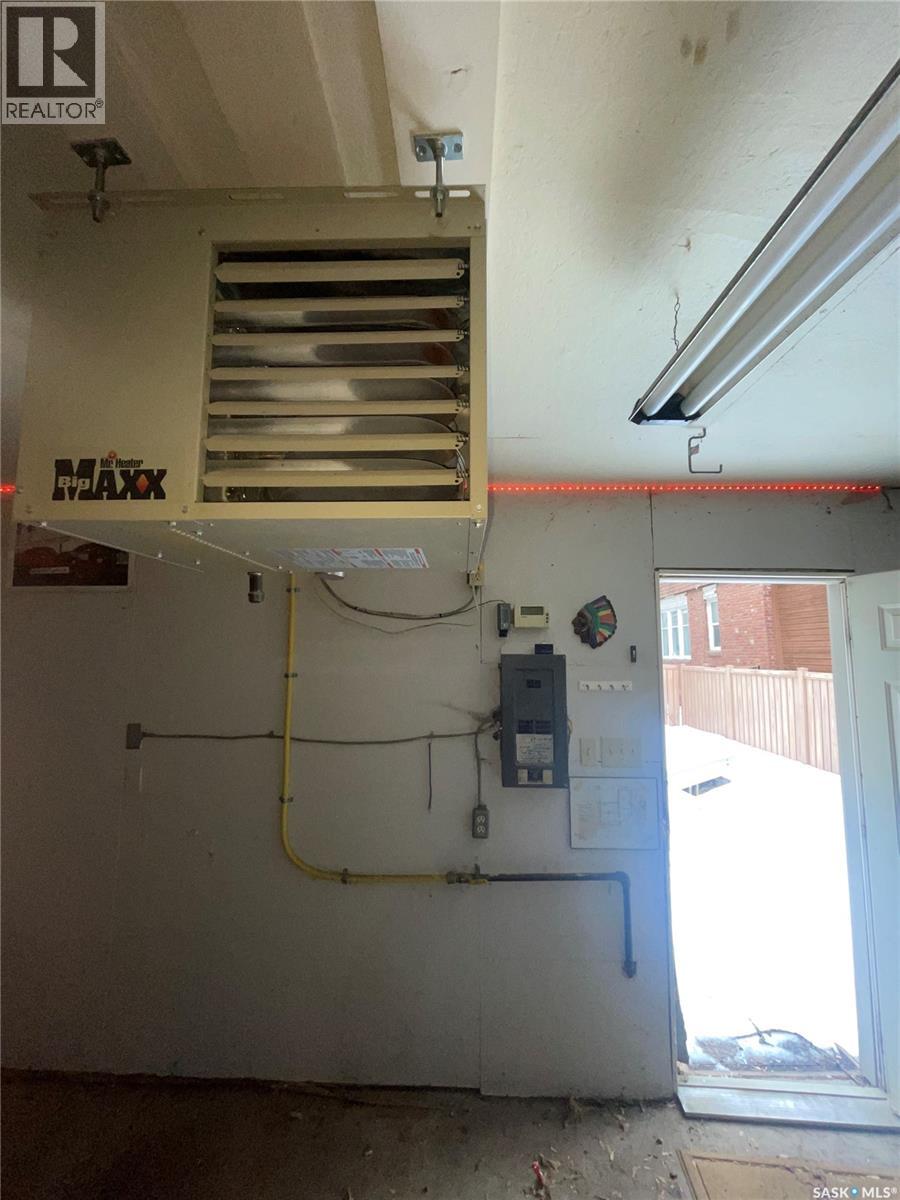 2161 Cameron Street, Regina, Saskatchewan  S4T 2V7 - Photo 34 - SK032052