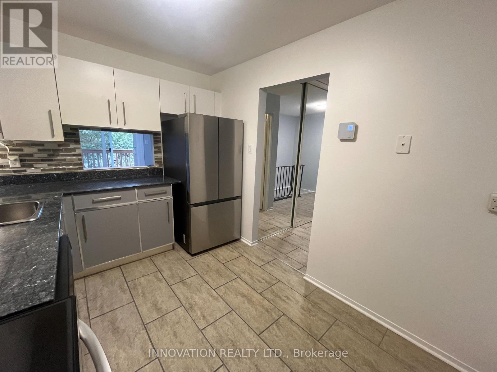 120 - 2 Fenerty Crescent, Ottawa, Ontario  K2L 3A7 - Photo 15 - X12958084