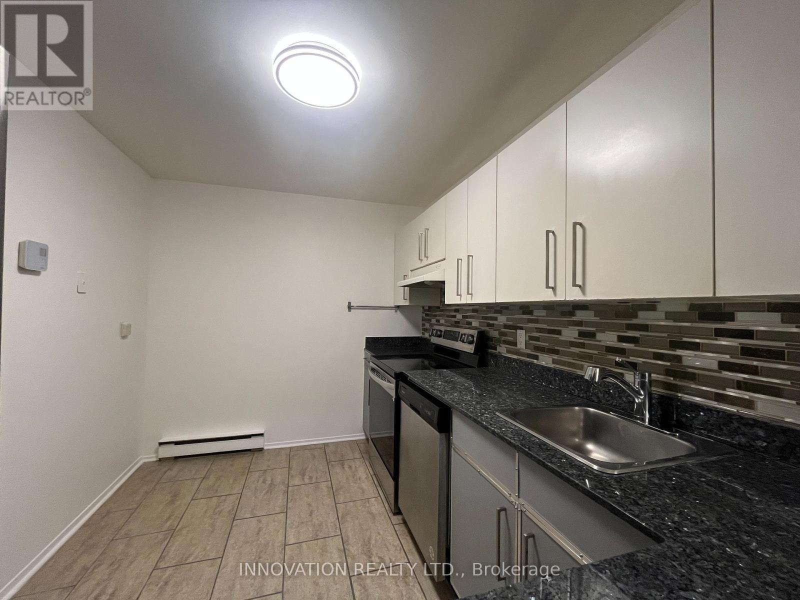 120 - 2 Fenerty Crescent, Ottawa, Ontario  K2L 3A7 - Photo 16 - X12958084