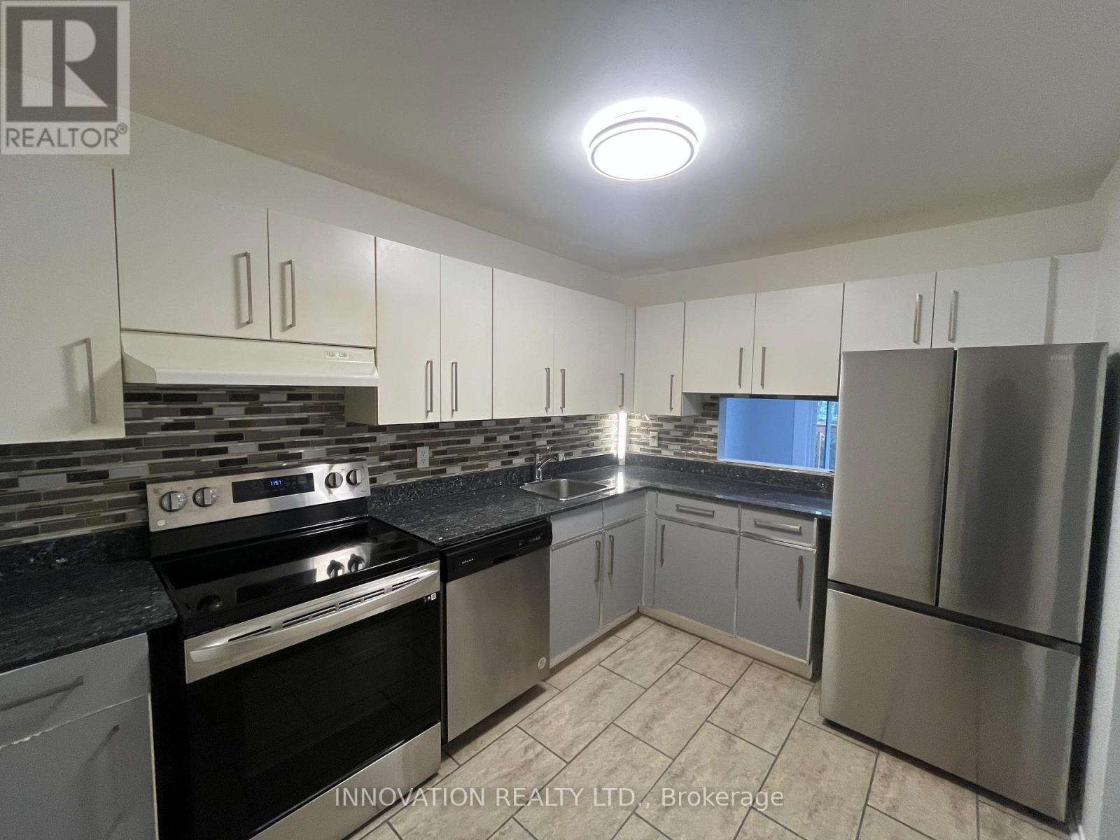 120 - 2 Fenerty Crescent, Ottawa, Ontario  K2L 3A7 - Photo 17 - X12958084