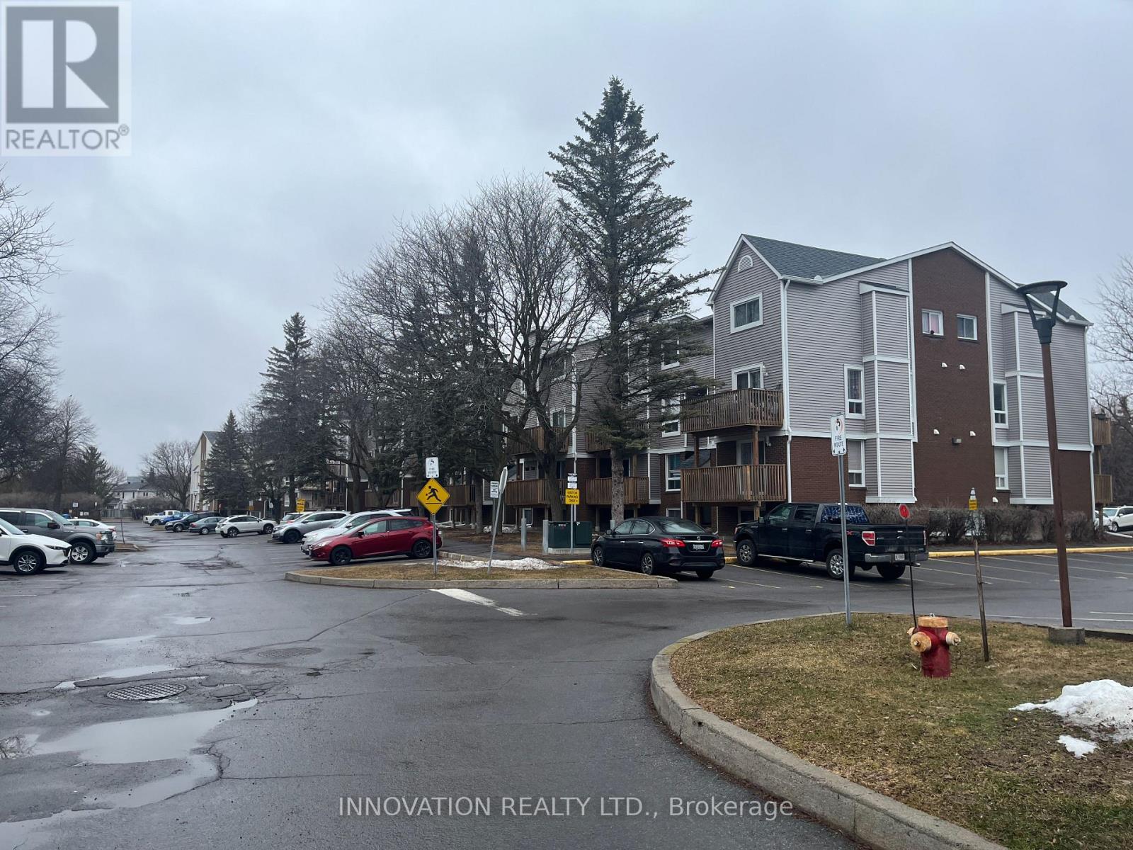 120 - 2 Fenerty Crescent, Ottawa, Ontario  K2L 3A7 - Photo 3 - X12958084