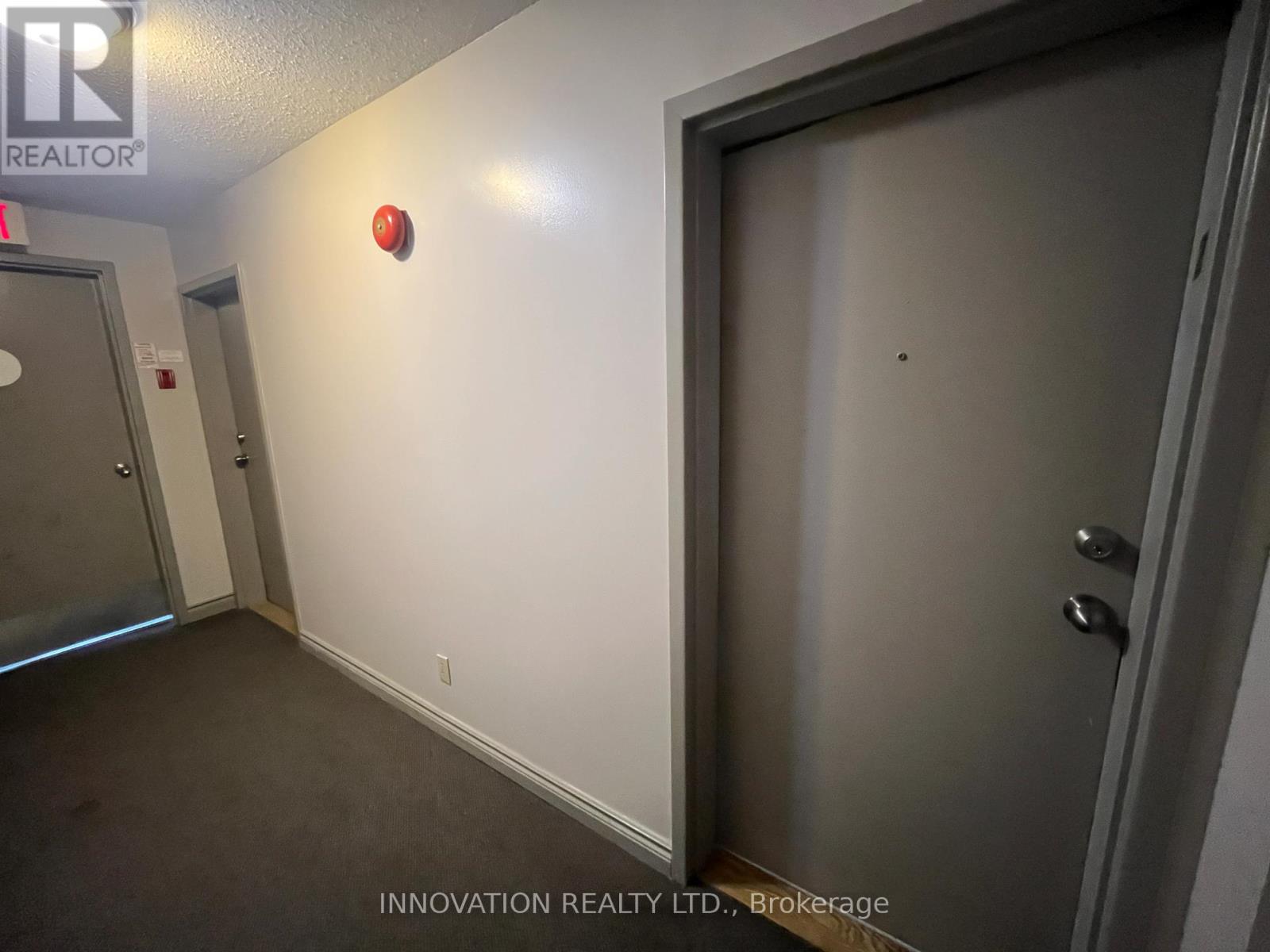 120 - 2 Fenerty Crescent, Ottawa, Ontario  K2L 3A7 - Photo 7 - X12958084