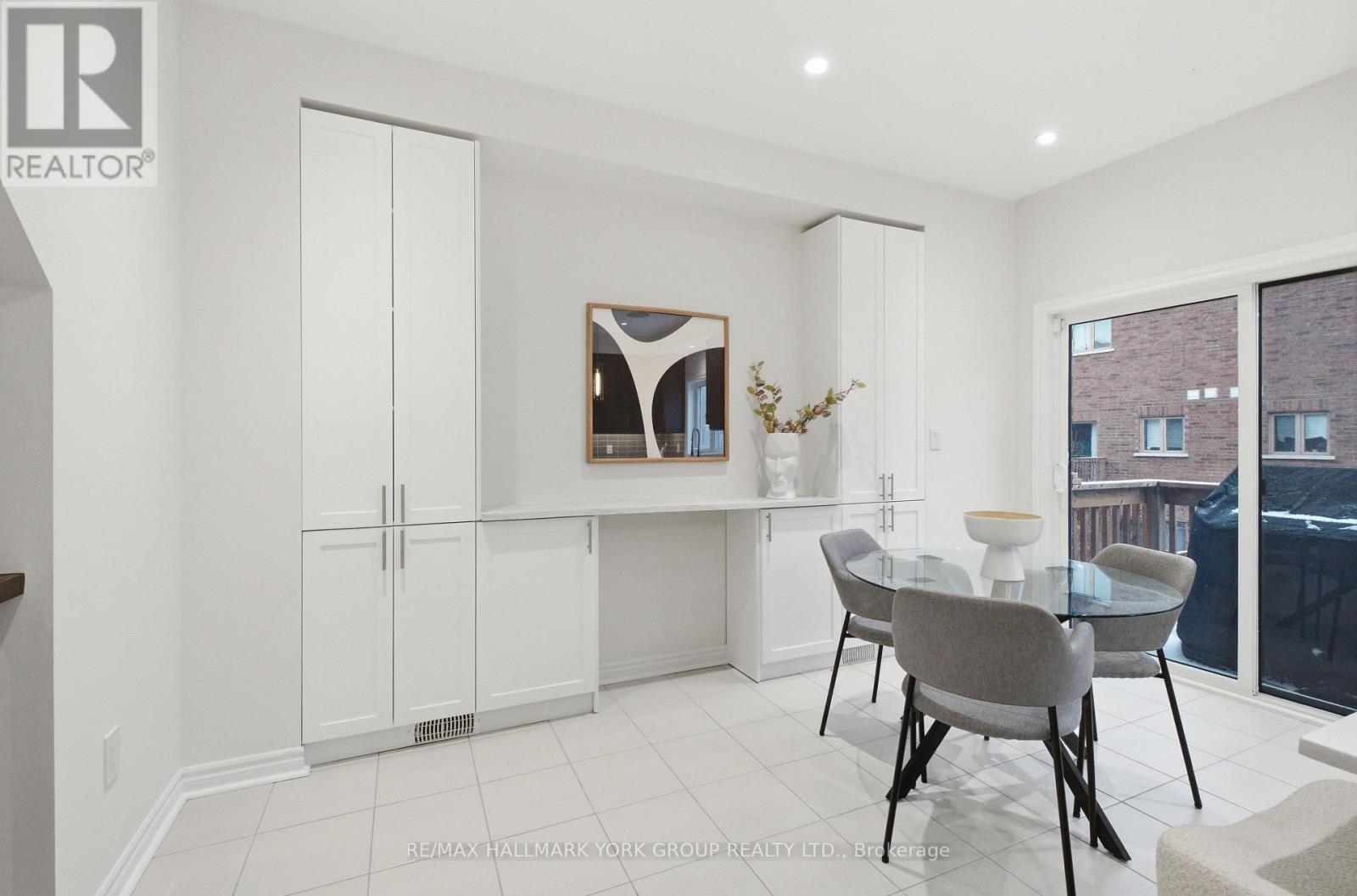 104 Gordon Circle, Newmarket, Ontario  L3Y 0C9 - Photo 15 - N12958080