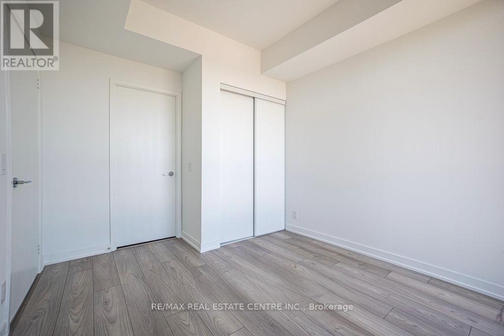 212 - 285 Dufferin Street, Toronto, Ontario  M6K 0J2 - Photo 10 - W12958082