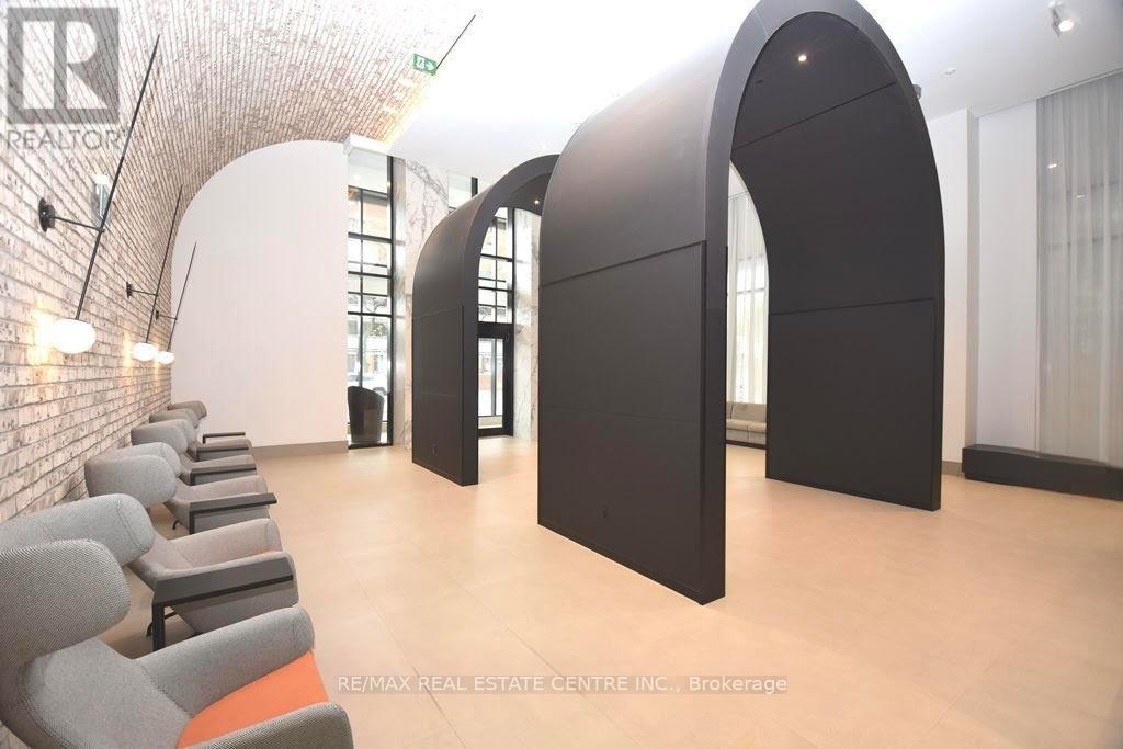 212 - 285 Dufferin Street, Toronto, Ontario  M6K 0J2 - Photo 2 - W12958082