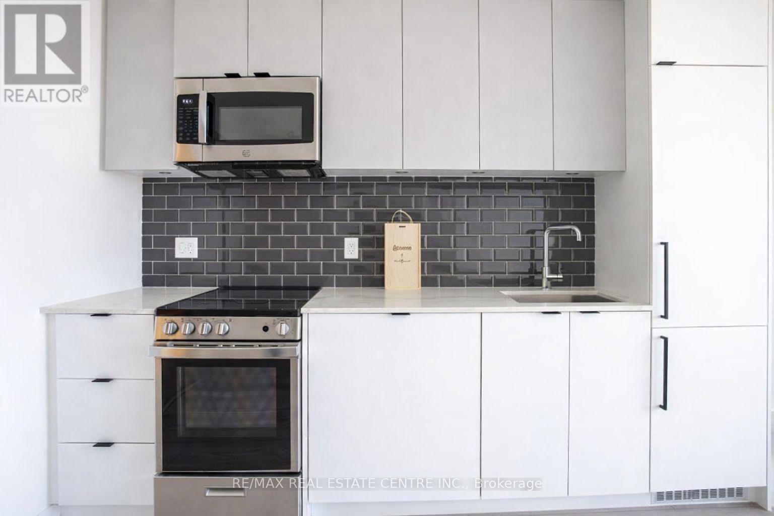 212 - 285 Dufferin Street, Toronto, Ontario  M6K 0J2 - Photo 3 - W12958082