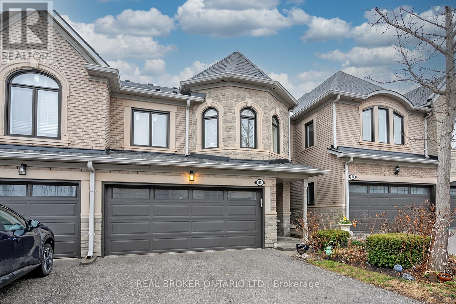 60 - 2250 Rockingham Drive, Oakville, Ontario  L6H 6J3 - Photo 2 - W12958092