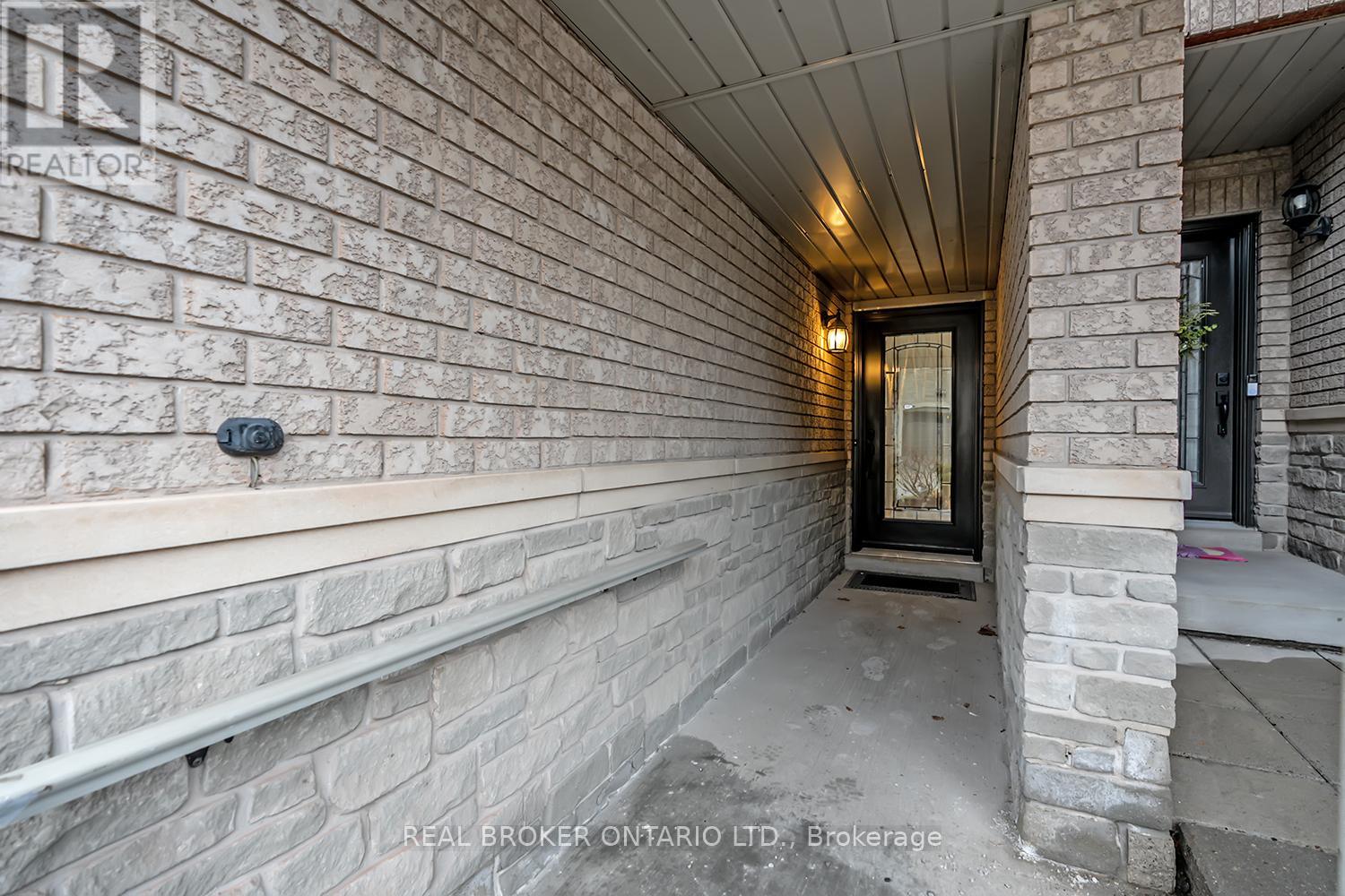 60 - 2250 Rockingham Drive, Oakville, Ontario  L6H 6J3 - Photo 4 - W12958092