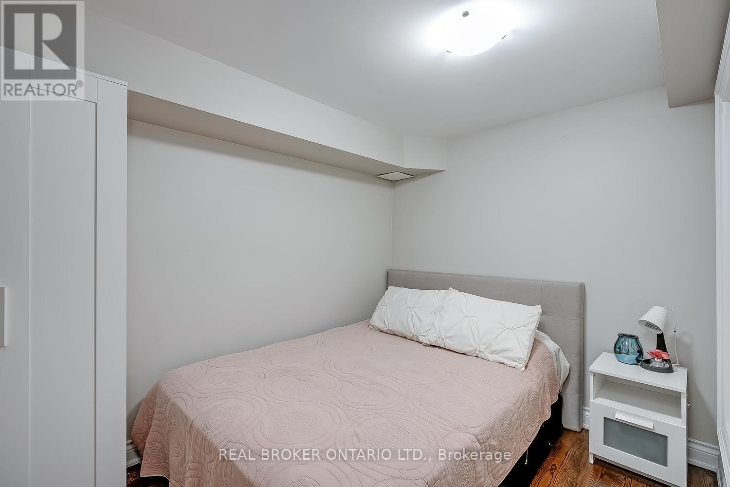 60 - 2250 Rockingham Drive, Oakville, Ontario  L6H 6J3 - Photo 42 - W12958092