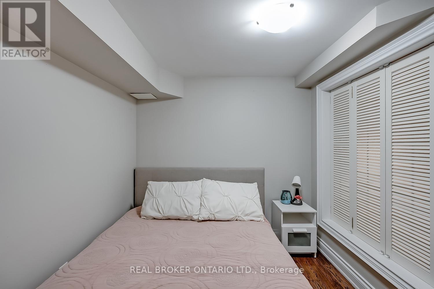 60 - 2250 Rockingham Drive, Oakville, Ontario  L6H 6J3 - Photo 43 - W12958092