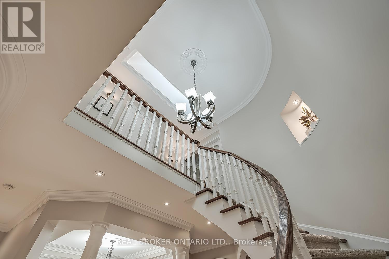 60 - 2250 Rockingham Drive, Oakville, Ontario  L6H 6J3 - Photo 7 - W12958092