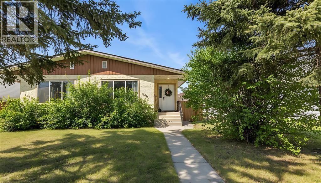 1628 Saskatchewan Street, Crossfield, Alberta  T0M 0S0 - Photo 2 - A2296530