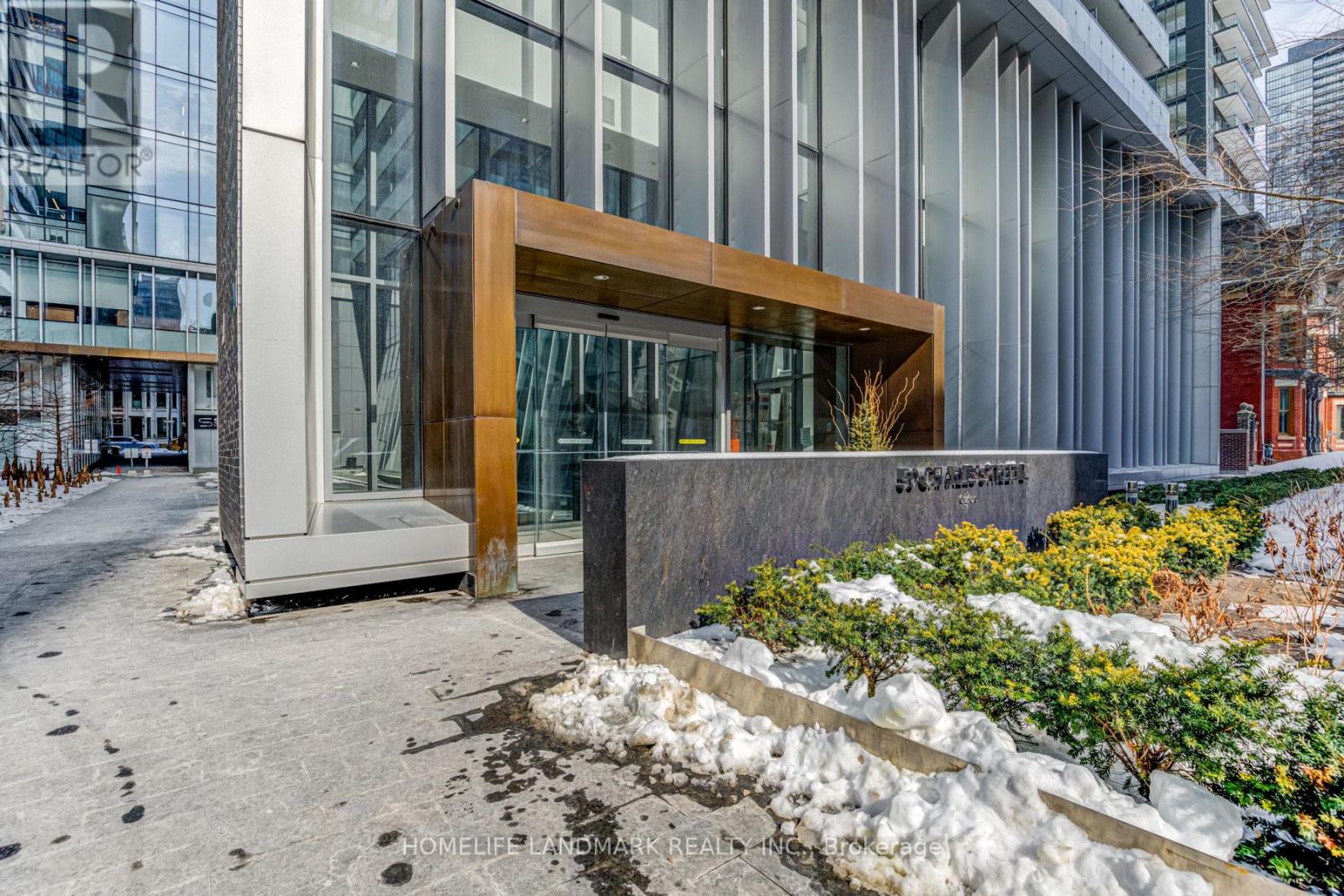 3804 - 50 Charles Street E, Toronto, Ontario  M4Y 1T1 - Photo 4 - C12896624