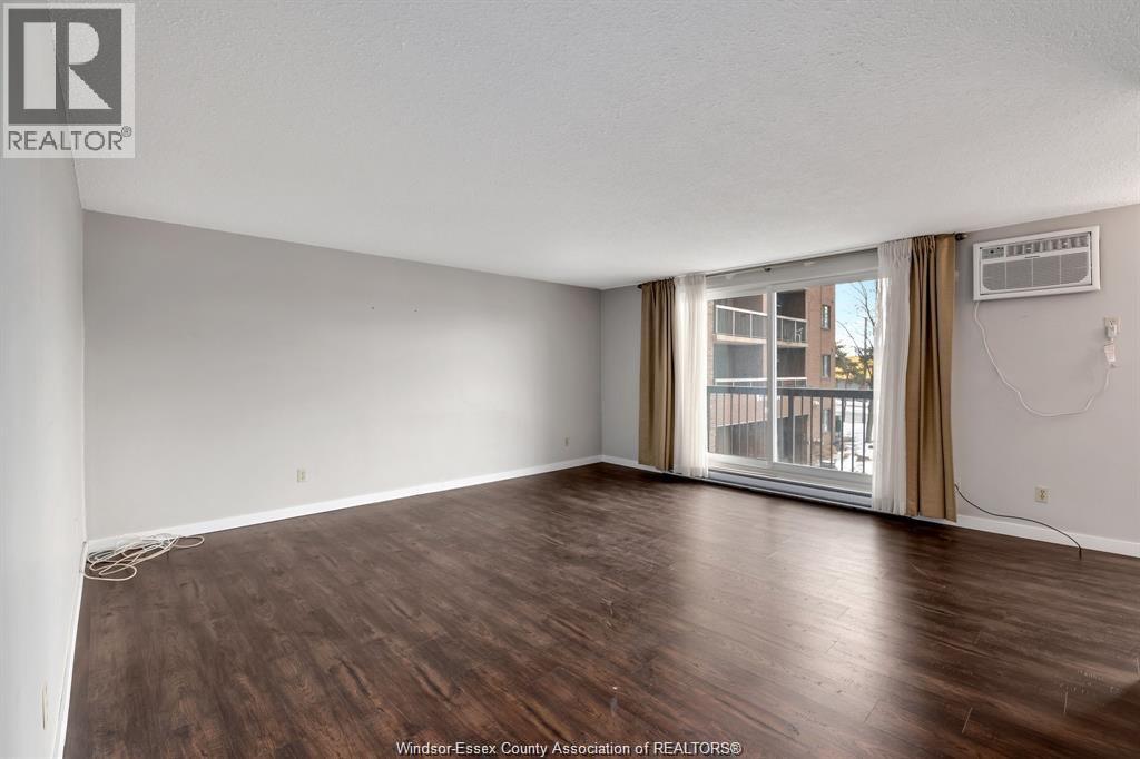 3936 Wyandotte Street Unit# 211, Windsor, Ontario  N8Y 4V1 - Photo 11 - 26007065