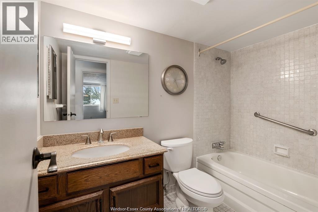 3936 Wyandotte Street Unit# 211, Windsor, Ontario  N8Y 4V1 - Photo 15 - 26007065