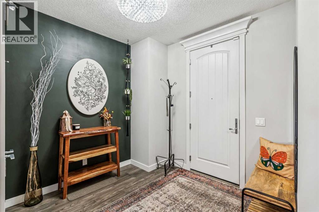 325 Kinniburgh Cove, Chestermere, Alberta  T1X 0Y7 - Photo 3 - A2281235