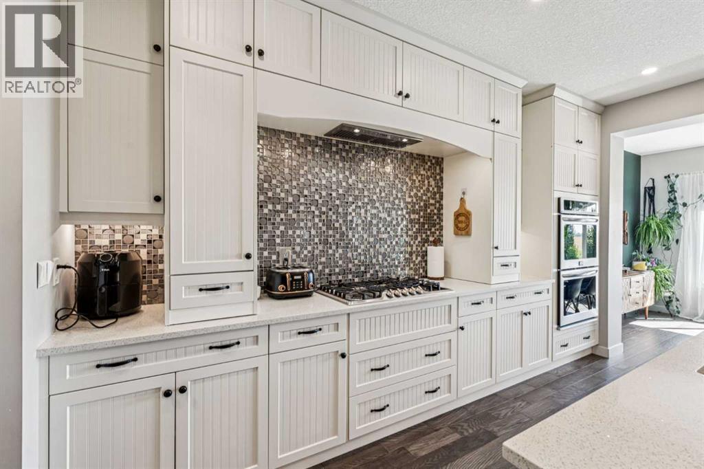 325 Kinniburgh Cove, Chestermere, Alberta  T1X 0Y7 - Photo 8 - A2281235